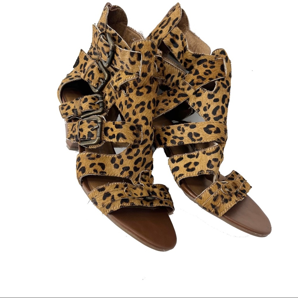 JEFFREY CAMPBELL Leopard Print Faux Calf Hair Gladiator Sandals Size 7.5